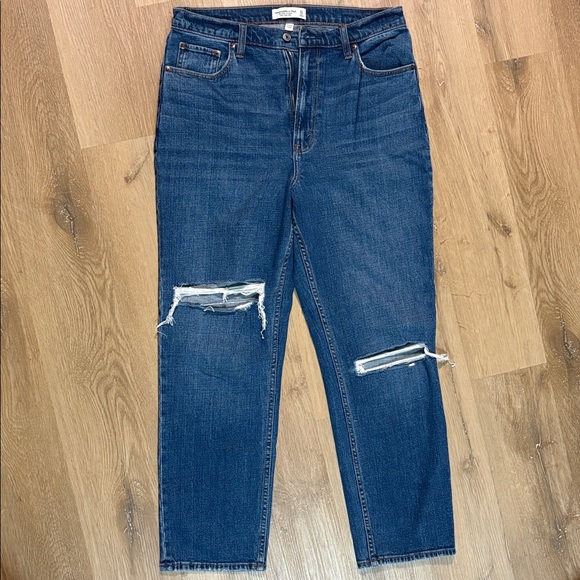 Abercrombie & Fitch Denim - Abercrombie & Fitch Curve Love The ankle straight ultra high rise jeans size 31